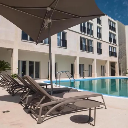Garden Palace Appartement