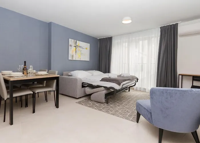 Garden Palace - Da Matteo Deluxe Apartamento *