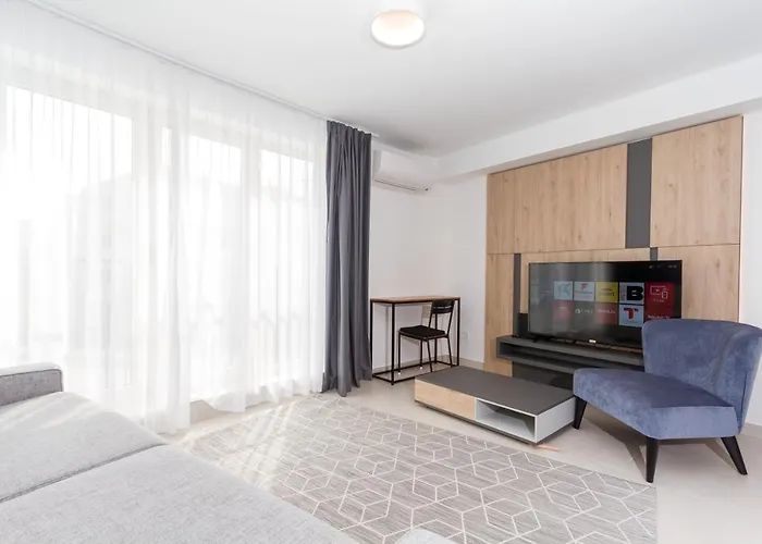 Garden Palace * 乌马格